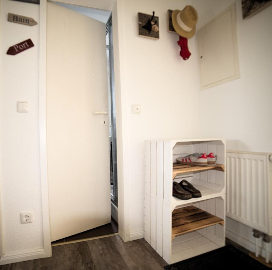 Schoene Ferienwohnung Breege Exterior photo